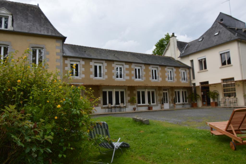 Bed and Breakfast La Cour Horlande à Antrain Extérieur photo